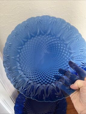 ARCOROC for Avon Regal Sapphire Cobalt Blue Pressed Glass Dinner plates